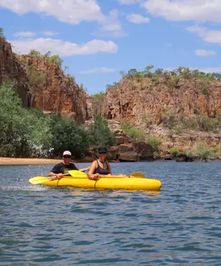 Geniesse Pools und Schluchten
